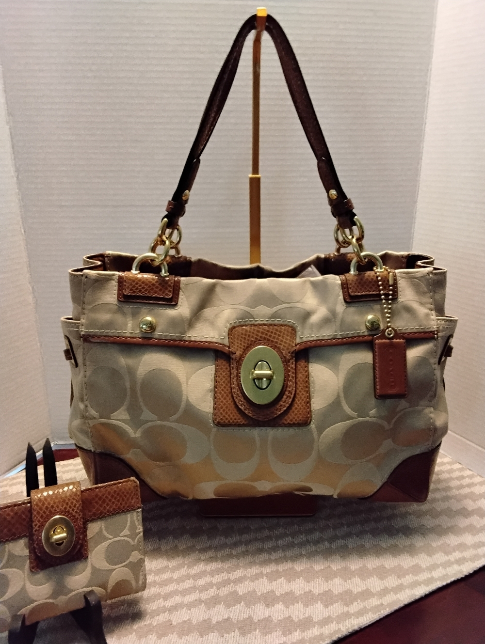 Coach Beige and Brown Signature Canvas Satchel. - Picture 2 of 15